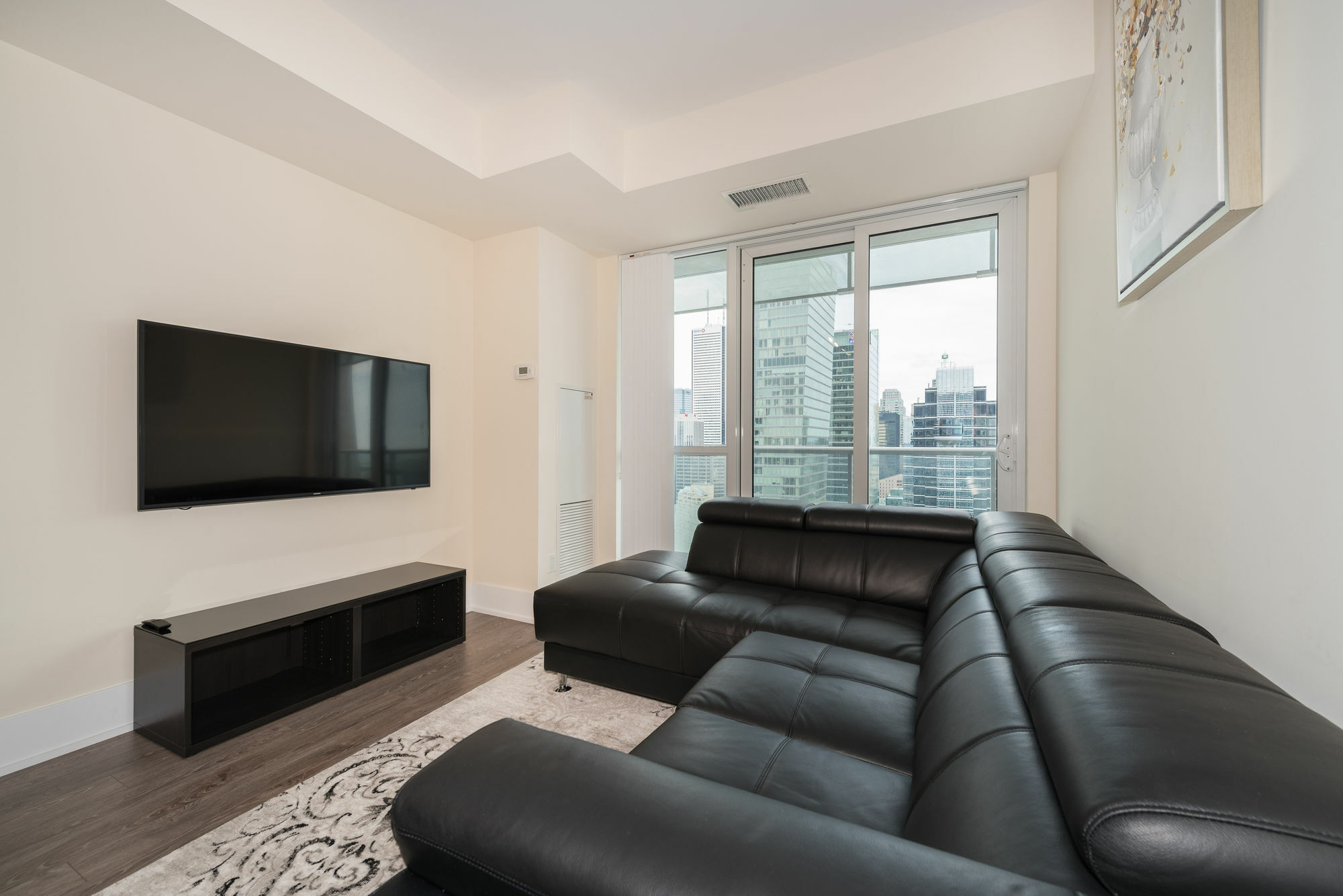 Grand Royal Condos - Cn Tower Торонто Экстерьер фото